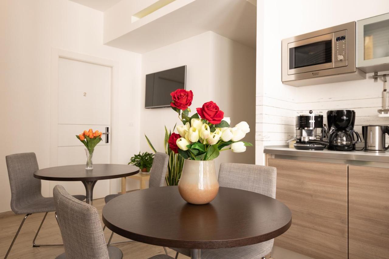 Maison Maneli 3* Rom